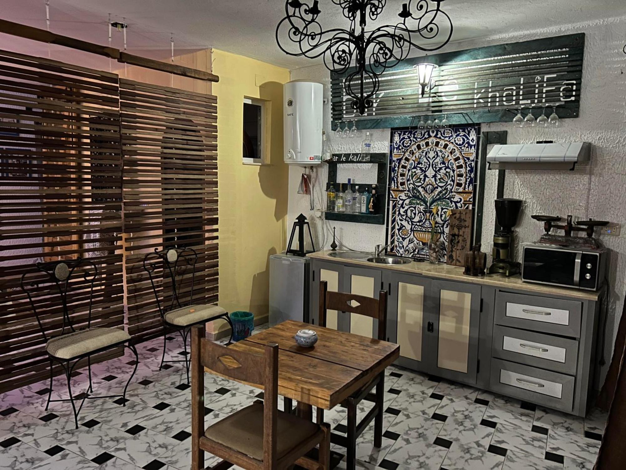 L'Artisan Harqalah Exterior foto
