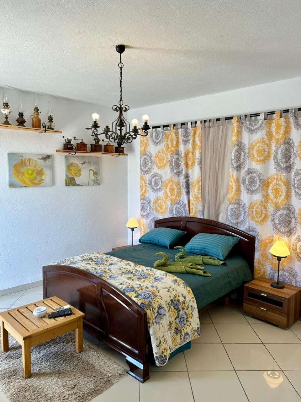 L'Artisan Harqalah Exterior foto